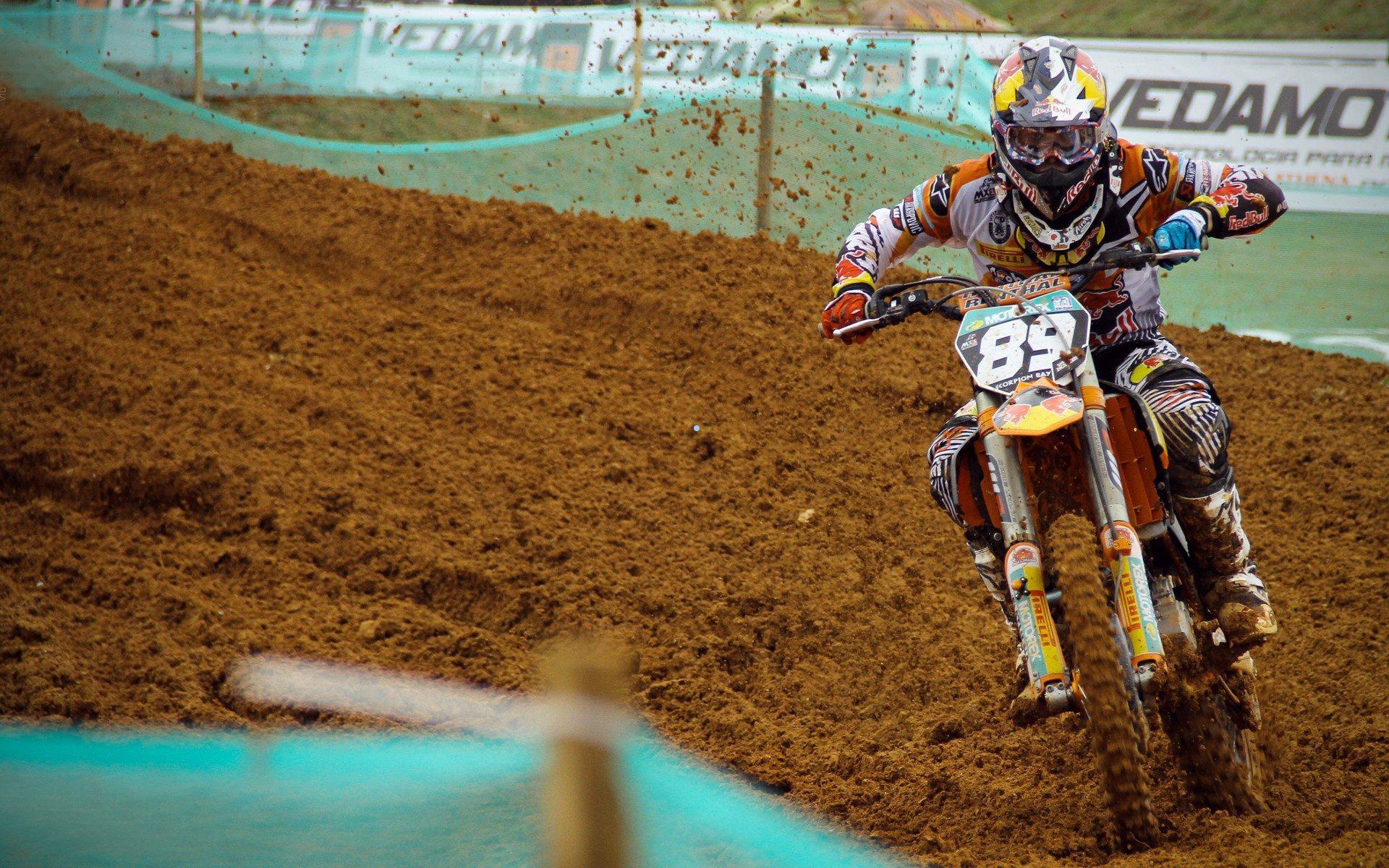 【 J9九游会平台】传奇之战背后的伤痛，父亲揭秘决胜时刻的悲壮抉择